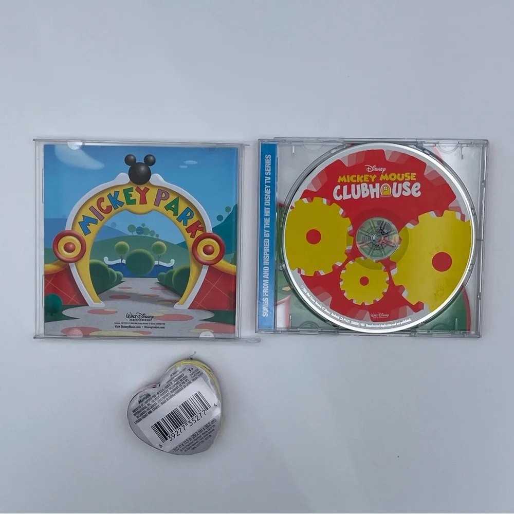 Disney Junior Mickey Mouse Clubhouse CD + Minnie Magic Towel Bundle